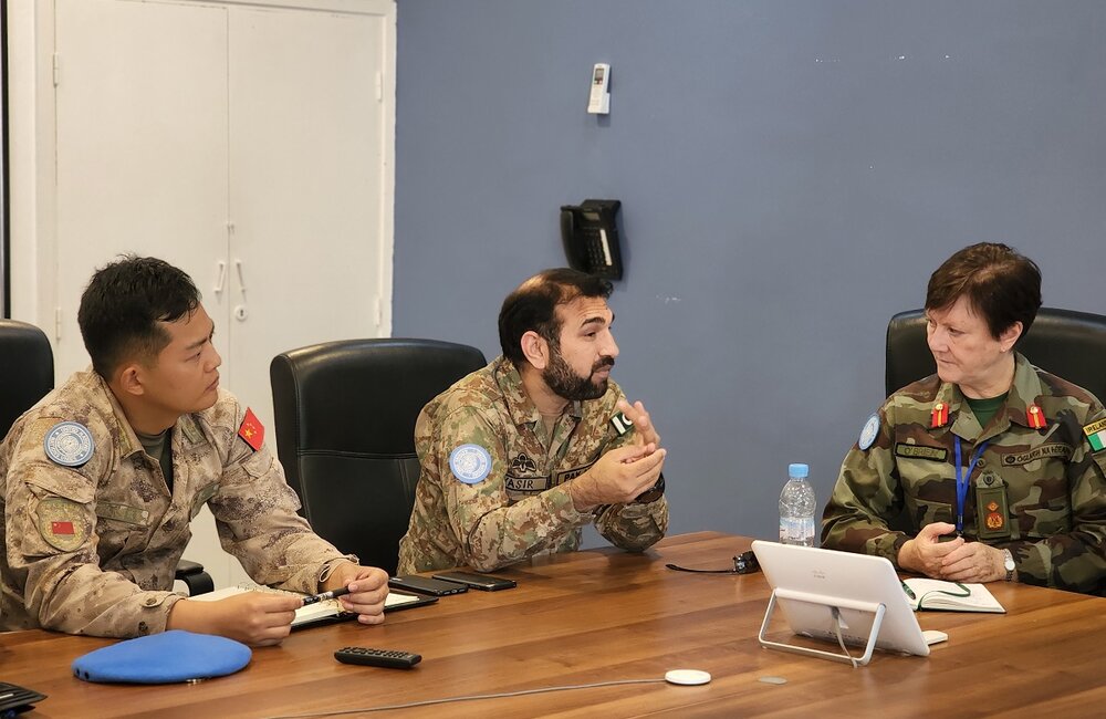 At Mission HQ in Laayoune, Gen. O’Brien received briefings from key section in MINURSO.